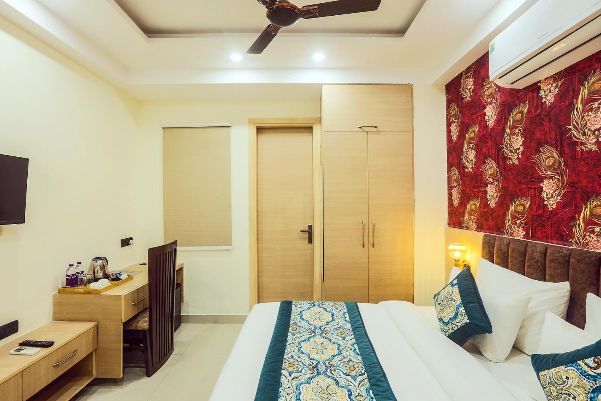 גורגאון Hotel Green Lotus Luxe מראה חיצוני תמונה