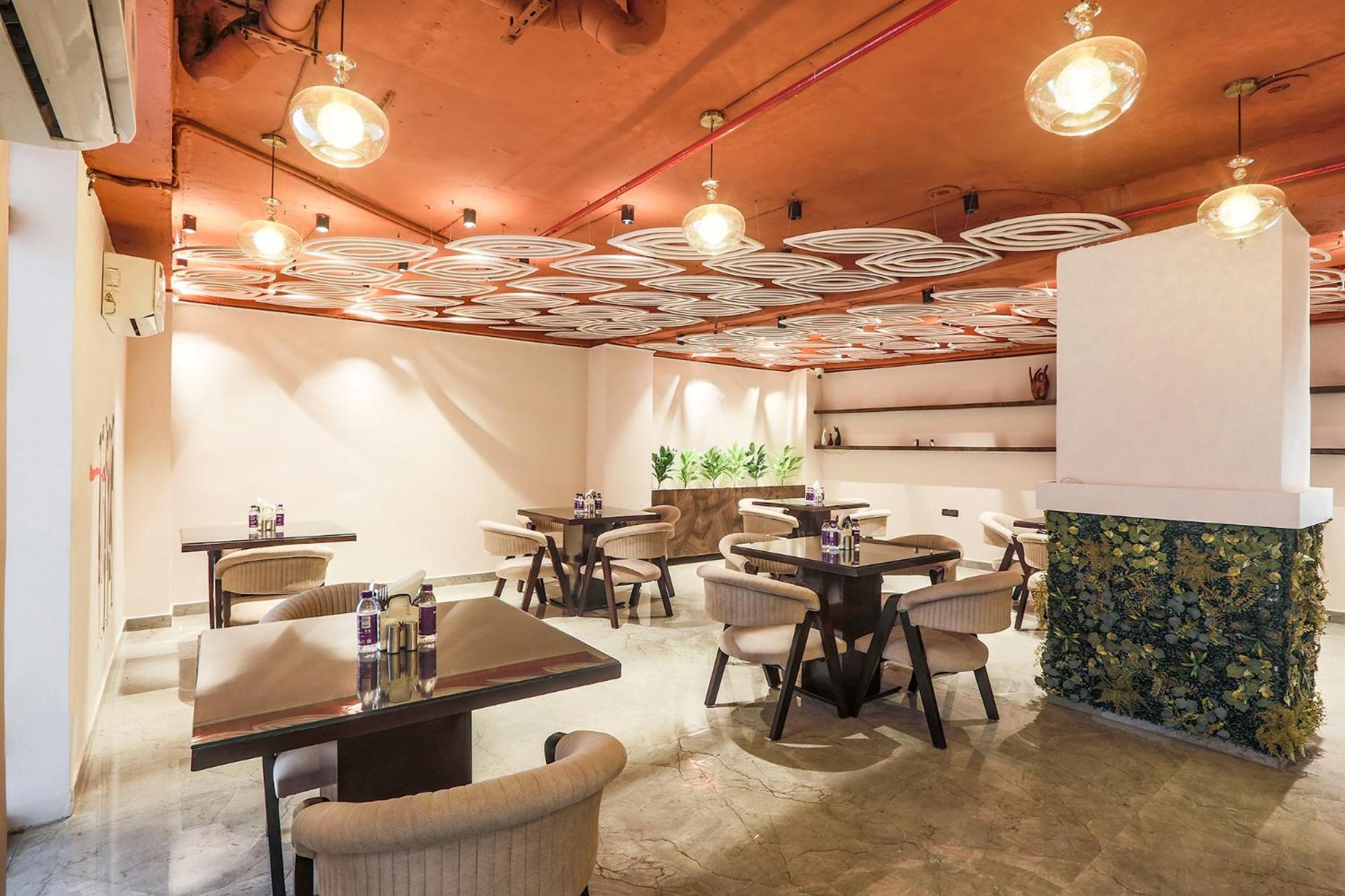 גורגאון Hotel Green Lotus Luxe מראה חיצוני תמונה