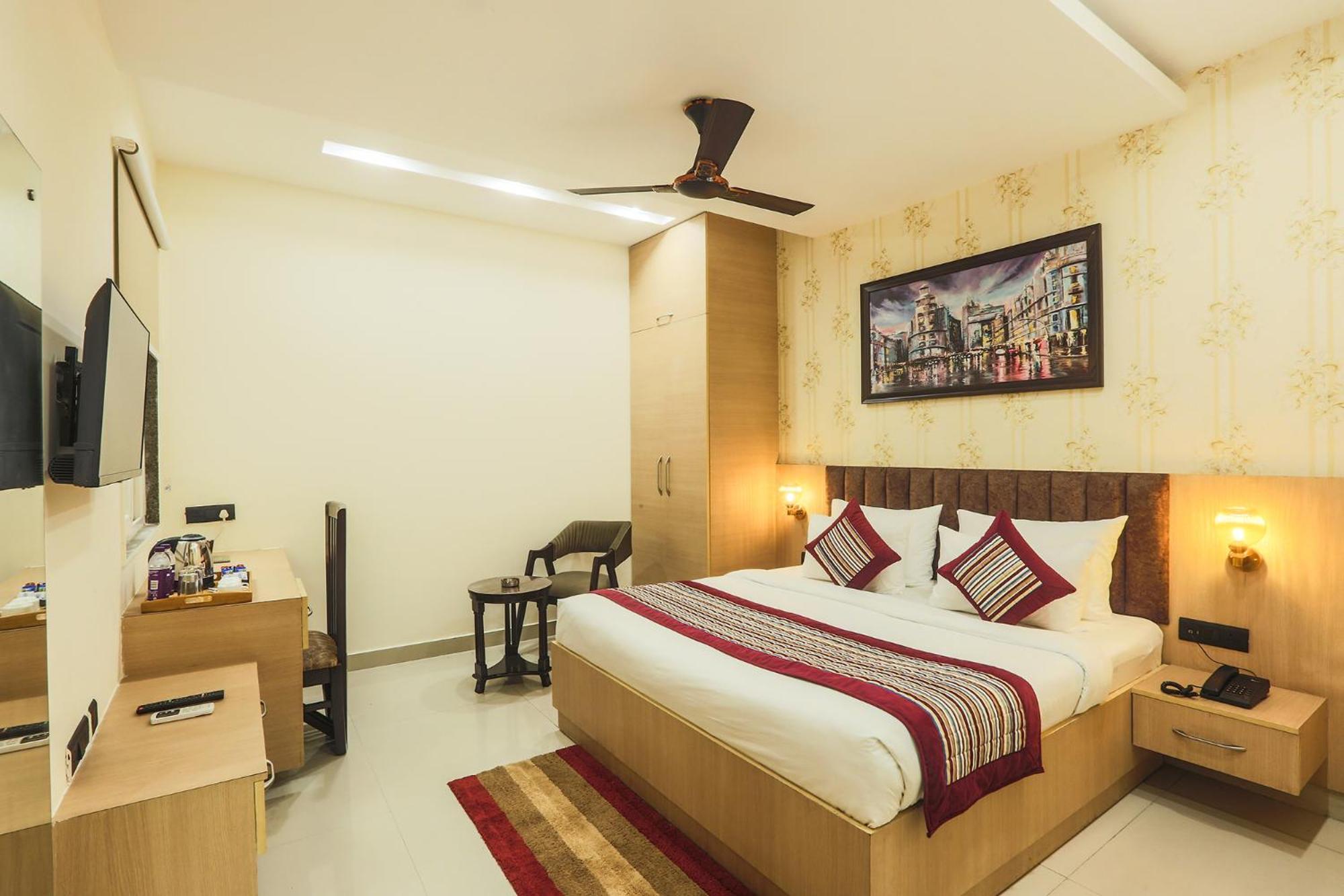 גורגאון Hotel Green Lotus Luxe מראה חיצוני תמונה