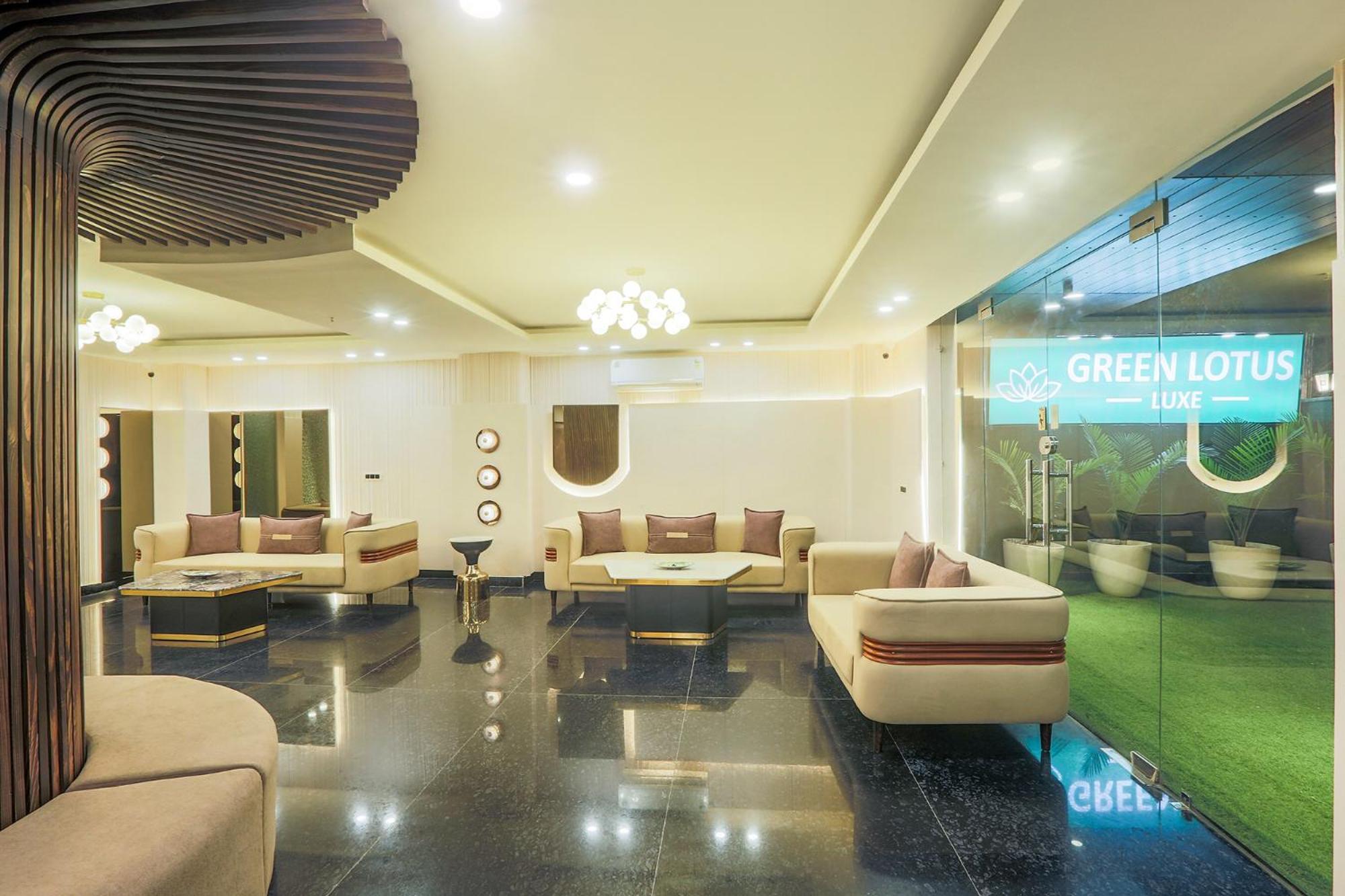 גורגאון Hotel Green Lotus Luxe מראה חיצוני תמונה